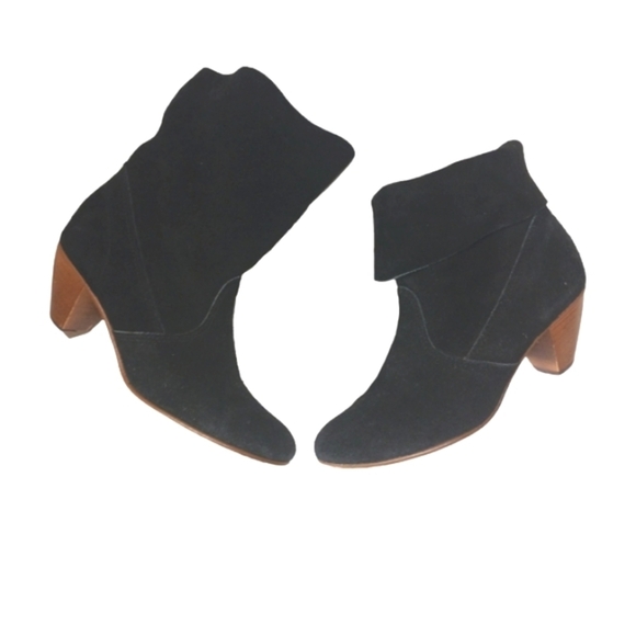 Town Flair Shoes - Convertable Black Suede Fold Down Ankle Boots Booties